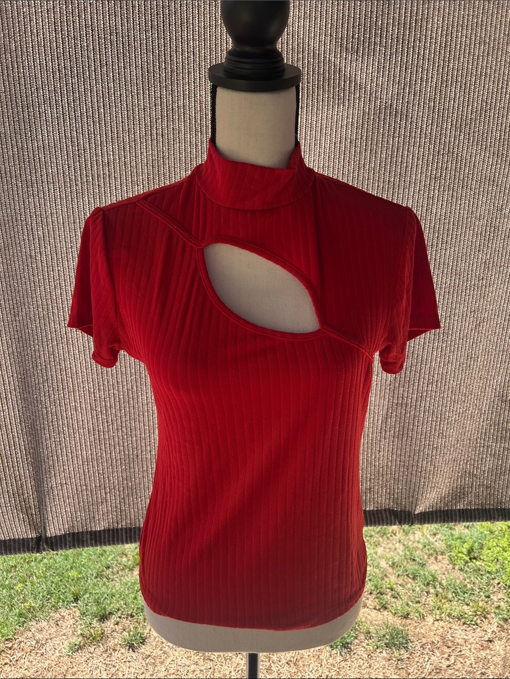 Ribbed Red Short-Sleeve Top with Asymmetric Cutout